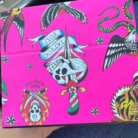 NEW with Box & tag Ed Hardy Black Crystal Watch - Picture 7 of 8